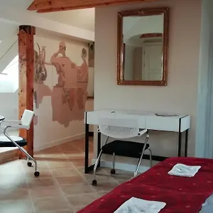 Apartmán Patea - Cozy And Quiet 42 Sqm Near The City Centre, Praha