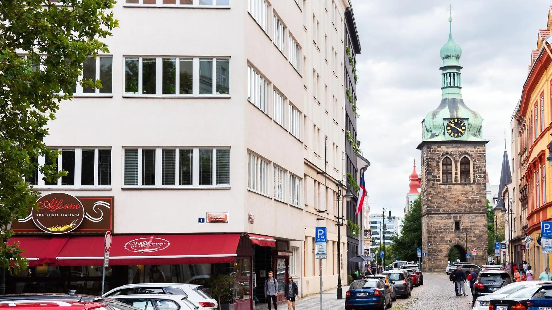 4 Elements Apartments Прага